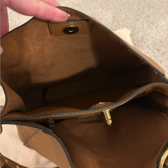 Rebecca Minkoff Darren Shoulder Bag only used once. - Picture 5 of 7